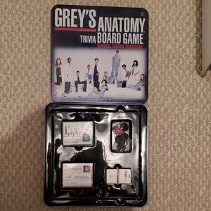 Grey's Anatomy Trivia Board Game - Black and White